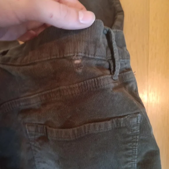 Olive green cords - Picture 9 of 10